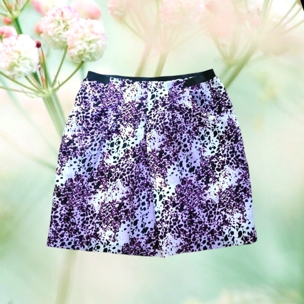 Purple printed skirt with pockets